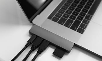 Zu sehen ist das Beitragsbild 1 zum Beitrag: USB-Hub und Docking-Station